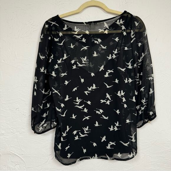 Daniel Rainn Black White Bird Print Sheer Blouse Womens XS Peter Pan Collar Goth - Picture 11 of 12